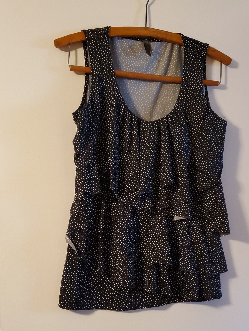 Denver Hayes Black Polka Dot Tiered Ruffle Tank Top size small